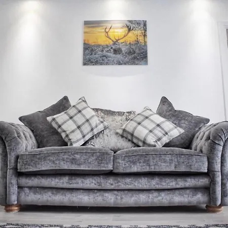 Laburnam Villa - Luxury 4 Bedroom Accommodation In The Heart Of Killin Exterior photo